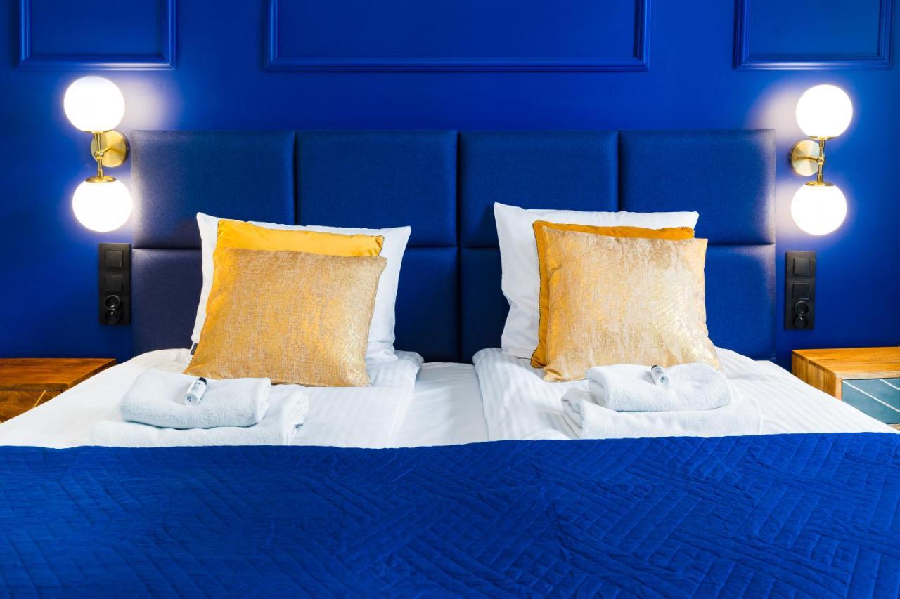 Glamorous Apartment In Heart Of Old Town Cracovia Esterno foto
