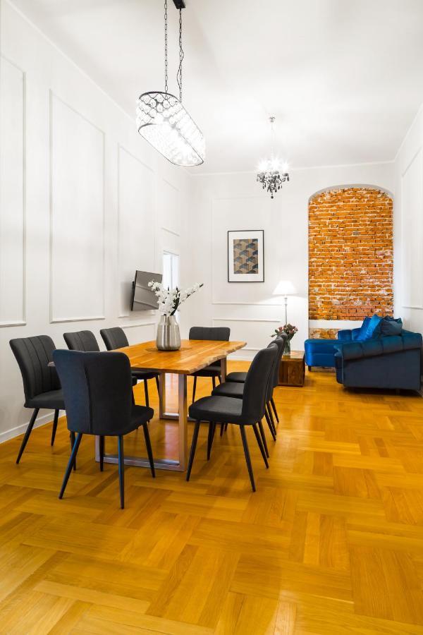 Glamorous Apartment In Heart Of Old Town Cracovia Esterno foto