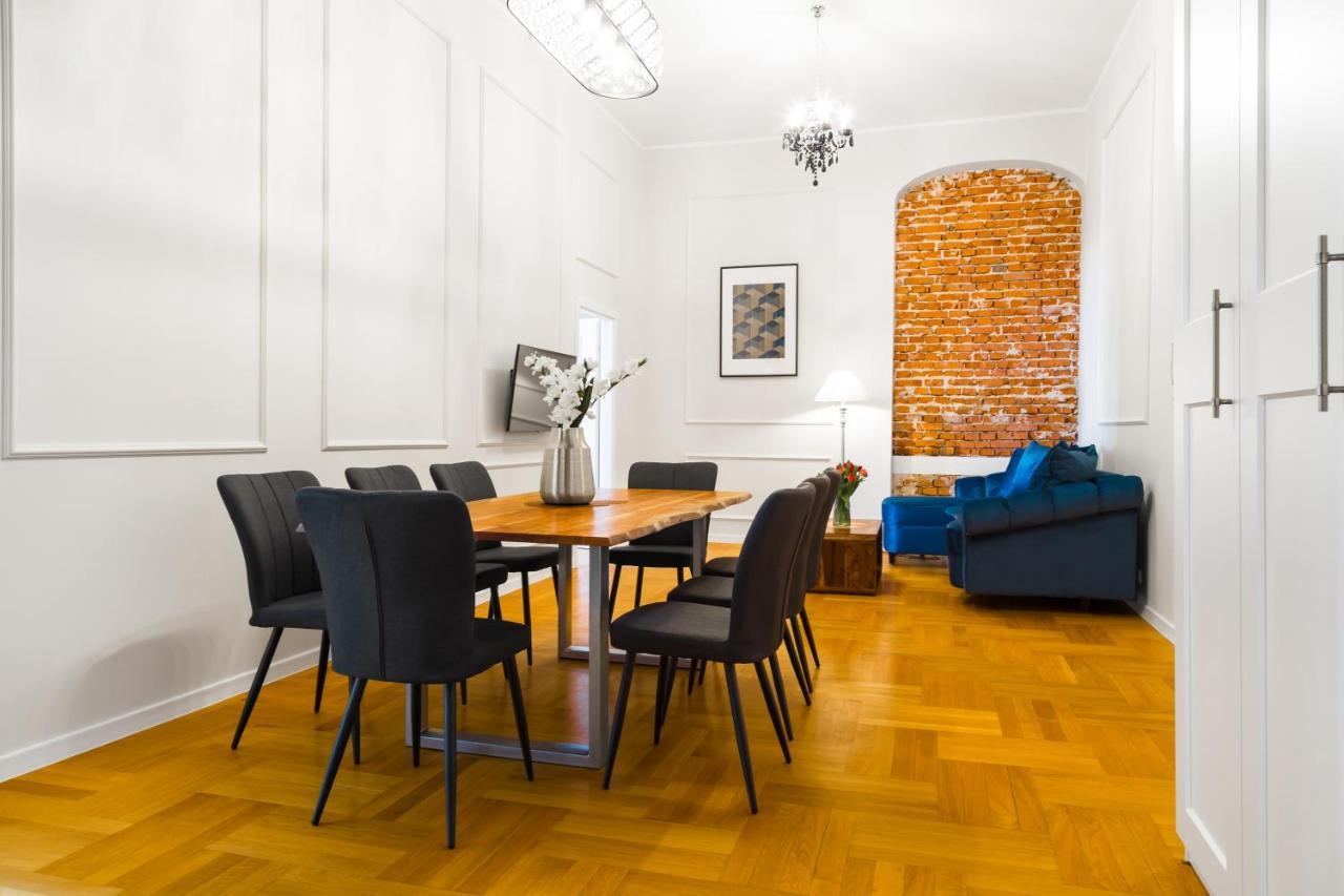 Glamorous Apartment In Heart Of Old Town Cracovia Esterno foto