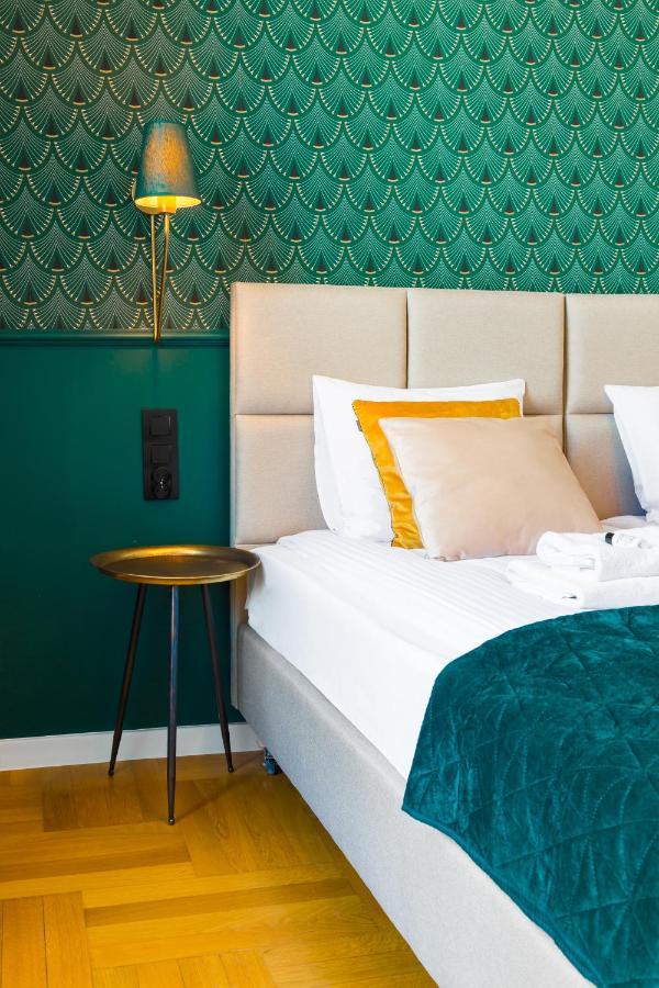 Glamorous Apartment In Heart Of Old Town Cracovia Esterno foto